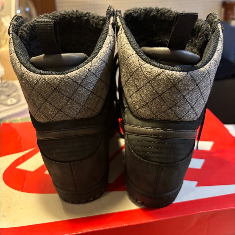 Nike Dunk Sky Hi Wedge Sneakers Women’s 9 Black Quilted High Top Boots - Picture 4 of 6